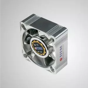 12V DC 60mm Aluminium Frame Koelventilator met elektrolytisch verzinkt voor EMI / FRI-bescherming - Gemaakt van een 60 mm aluminium frame koelventilator, het heeft een krachtigere warmteafvoer en stevige constructie.