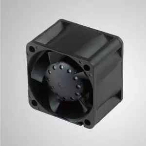12V DC 하이 스태틱 프레셔 쿨링 팬 / 40mm - TITAN 고정압력 팬은 3가지 특징을 가지고 있습니다: 고정압력, 고밀도 공기흐름, 긴 레치 길이.