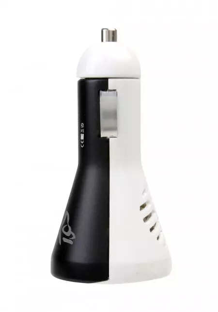 Two fuctions: Car USB charger and car battery tester