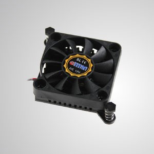 12V DC Chipset Soğutma Soğutucu Isı Emicileri - TTC-CSC03, itme pimi klips tasarımı sayesinde CPU'dan etkili ısı dağılımı sağlar.