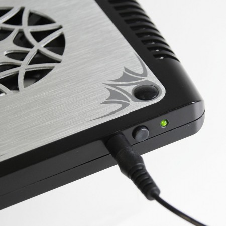 USB/DC-uitvoer en aan/uit-interface