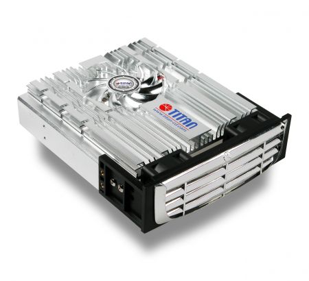 TITAN Refroidisseur de disque dur 5,25" avec ventilateurs de refroidissement, le super protecteur des données et du système.