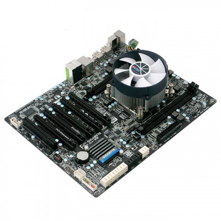 Intel LGA 2011/2066 platformu ile uyumludur.