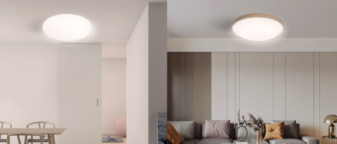 في السنوات الأخيرة، أصبحت المنازل الصغيرة الحجم تحظى بشعبية متزايدة. تعتبر غرفة المعيشة، وهي منطقة رئيسية في هذه المساحات، تلعب دورًا حاسمًا في خلق الدفء والأجواء. أصبح تصميم الإضاءة في المساحات المحدودة سؤالًا مهمًا للعديد من الأشخاص عند التخطيط لإضاءة غرفة المعيشة. لا تقلق—وو غوانغ هنا لمساعدتك في فهم لماذا يُوصى باستخدام الأضواء السقفية في غرف المعيشة الصغيرة. نقدم خيارات متنوعة من الأضواء السقفية ونبرز النقاط الرئيسية التي يجب مراعاتها عند اختيار الضوء المثالي. دعونا نستكشف كيفية استخدام الأضواء السقفية بفعالية لإضفاء الدفء والراحة على مساحتك المحدودة.