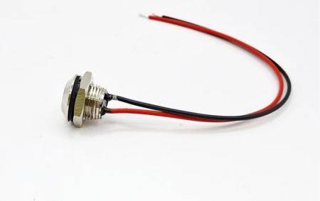 Conector tipo M12 USB tipo C montado en la parte trasera a conector metálico abierto con ensamblaje de cable, L=150mm (Vista lateral)