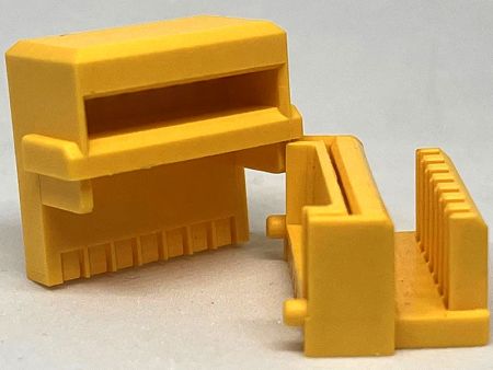 バッテリーコネクター用射出成形部品