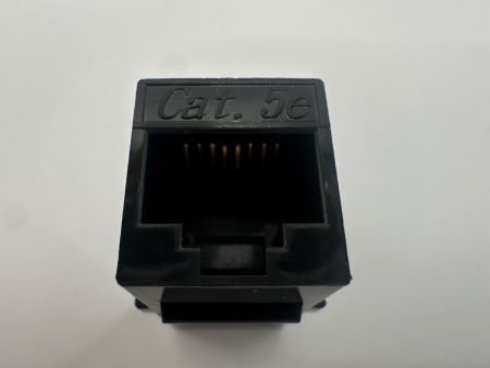 Cat5E RJ45インラインカプラージャックシールドなし(前面図)