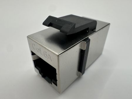 Cat 6A RJ45 Inline Kupplung (Seitenansicht)