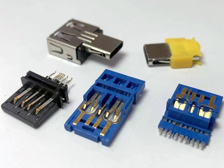 USB 2.0および3.0またはType-C用のODM / OEMインサート成形部品