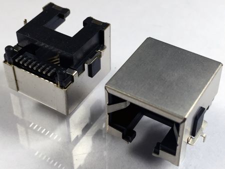 Ultraflacher RJ45-Steckverbinder für die Integration von Netzwerkhardware - Ultraflacher RJ45-Steckverbinder für die Integration von Netzwerkhardware