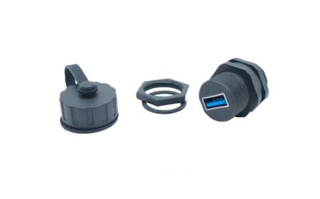 Accoppiatore USB 3.0 A-Type impermeabile a filo con cappuccio (vista frontale)