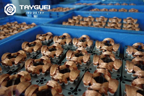 Stator with copper winding or welding.