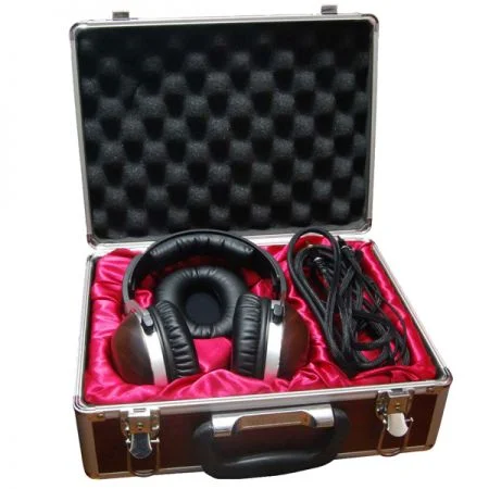 Вся упаковка с аксессуарами деревянных наушников