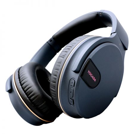 The foldable 2 4G wireless headphones feature 40mm drivers for immersive sound