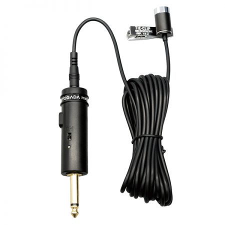 Một bộ nguồn USB sạc lại với microphone kẹp cổ áo