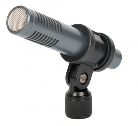 Un micrófono que ofrece durabilidad y solidez para diversas aplicaciones.