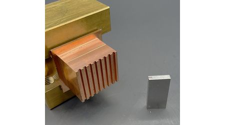 Ultra-low corner wear control technology combined with micro-gap discharge makes even the most demanding sharp-corner terminal mold processing easy and efficient.