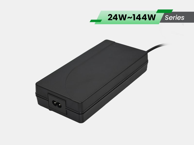 Choose 24W ~ 144W Lithium / Lead-acid smart battery charger according to different appearance