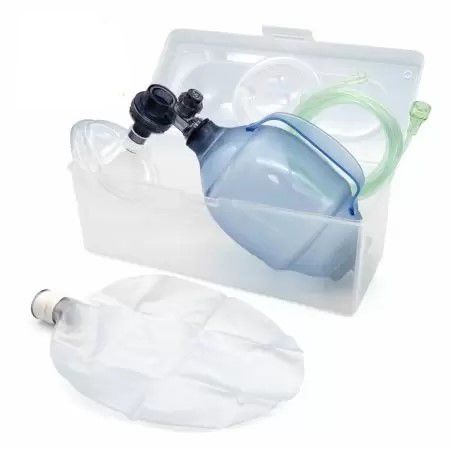 Le BVM de réanimation manuelle jetable pour adulte avec poignée est fabriqué à partir de matériaux de haute qualité.