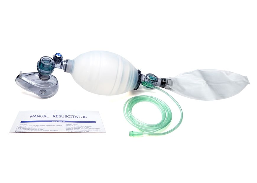 Un ensemble de BVM de réanimateur manuel en silicone pour adulte.