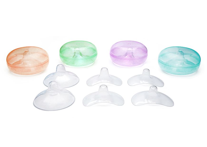 Bir set meme koruyucu.