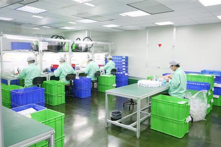 Montagem de Produtos em uma Sala Limpa Controlada