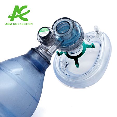 Đệm mềm của túi BVM tạo ra một lớp đệm an toàn và đáng tin cậy trên mặt bệnh nhân, tối đa hóa hiệu quả thông khí.