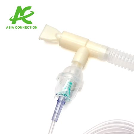 Kit nebulizer dirancang untuk secara efisien memberikan obat cair untuk pengobatan pernapasan yang efektif.