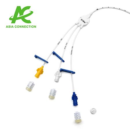 The Central Venous Catheter (CVC) features scale markings on both the catheter and guidewire to ensure precise placement.