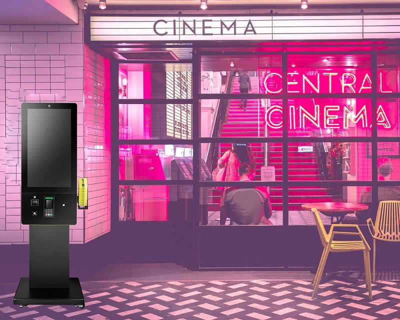Кіоск застосовується в кінотеатрах для поліпшення доступності обслуговування для клієнтів