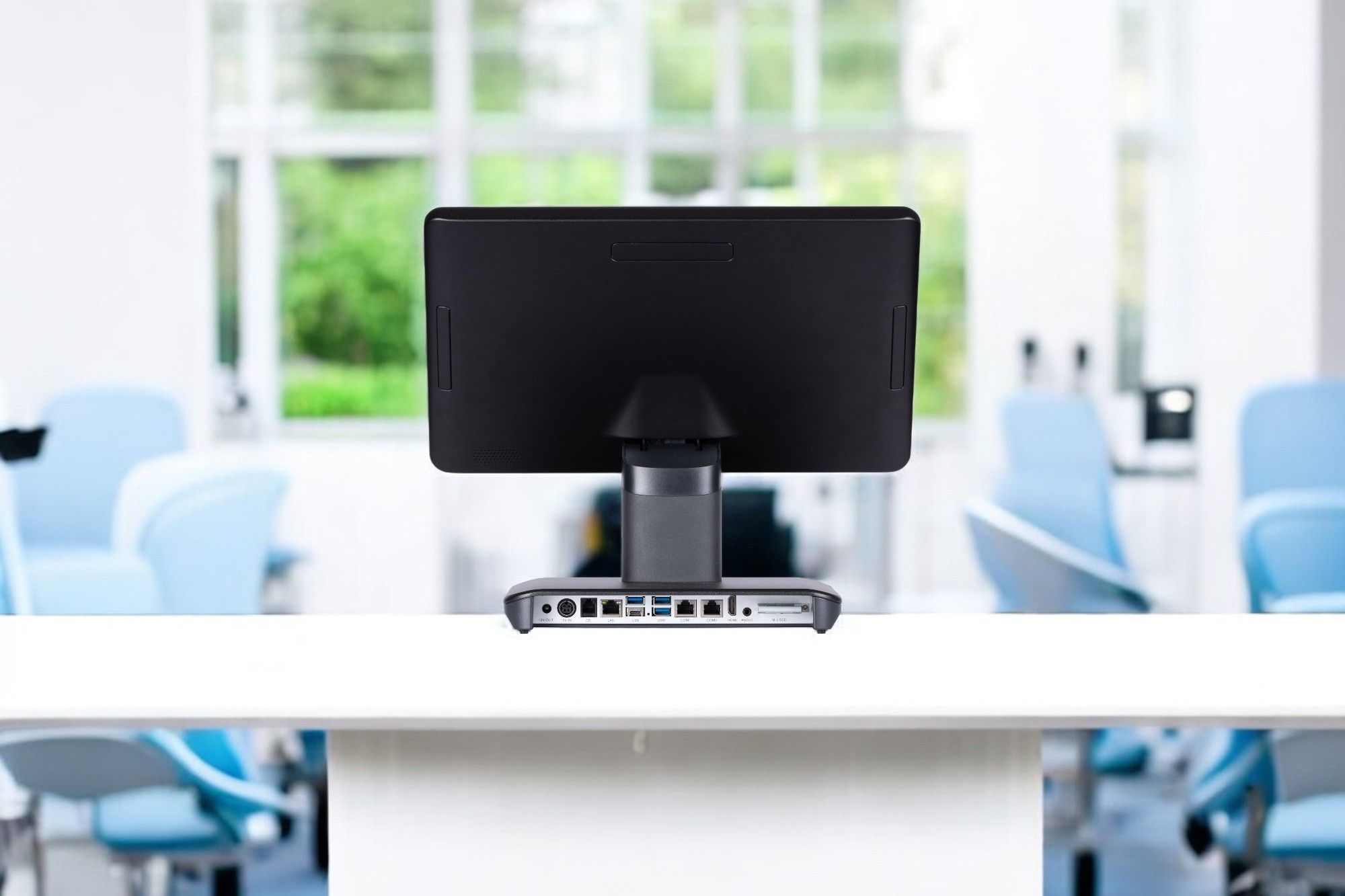 Výkonný procesor Intel® Core i7 pro bezproblémové lékařské operace