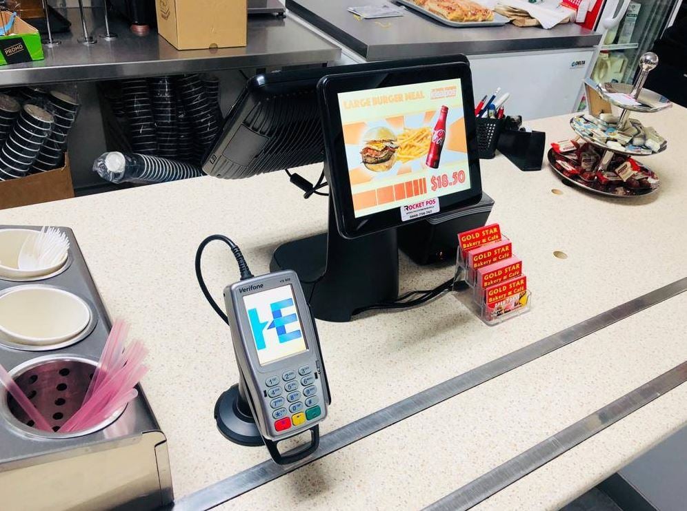 Hệ thống POS cho việc xử lý thanh toán của chính phủ và dịch vụ công.