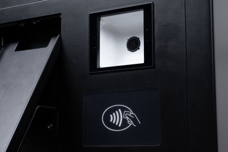 Supports QR code scanning and contactless payments for fast and convenient transactions.