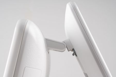 Stabil monteringslösning för andra skärmen, enkel, slank och elegant.