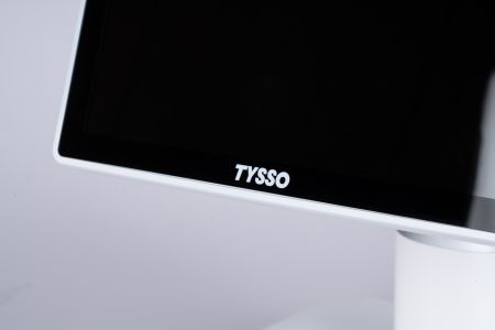 การออกแบบขอบบางเพื่อการแสดงผลที่ใหญ่ขึ้นและชัดเจนขึ้น.