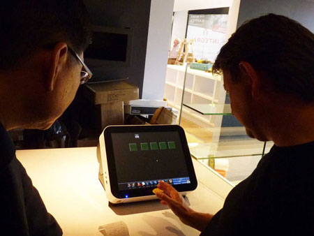 Il cliente sta utilizzando il terminale POS con stampante per ricevute di FAMETECH (TYSSO)