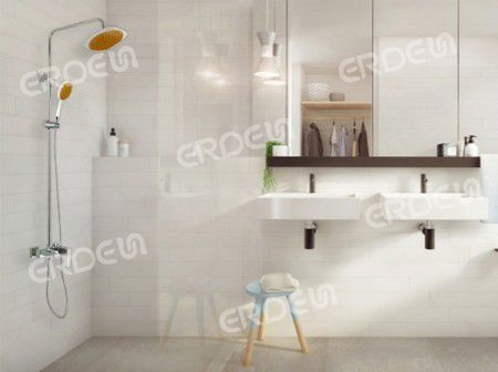 方型的出水龍頭可調式升降桿淋浴柱