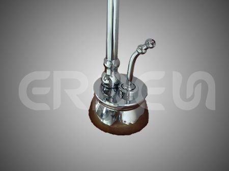 RO Drinking Faucet with Single Safety Handle Controlling Cold and Hot Water