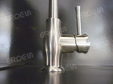 テーブルトップ蛇口