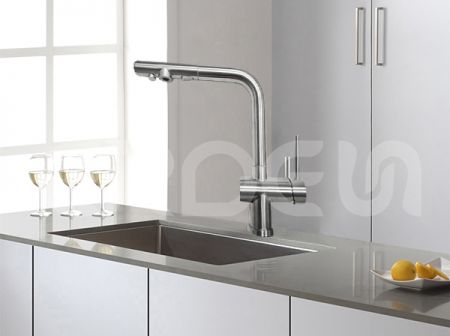 三用不鏽鋼龍頭