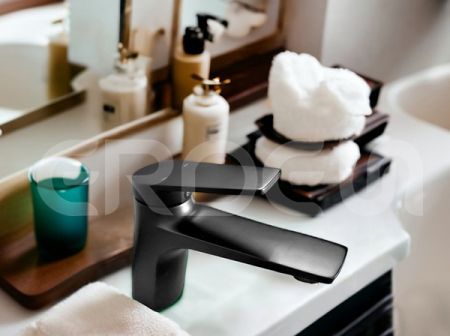 不銹鋼霧黑臉盆單孔龍頭情境圖