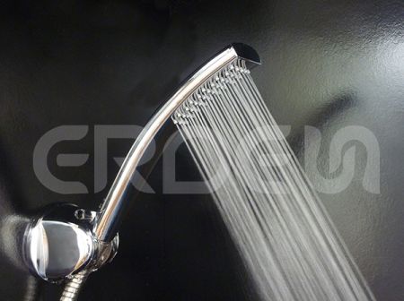 ฝักบัวแบบถือสามเหลี่ยม