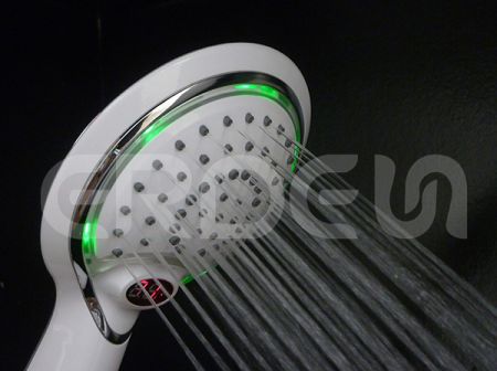 LED Hand Shower พร้อมแสดงอุณหภูมิดิจิตอล