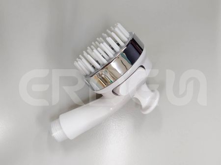 Tête de douche pour animaux