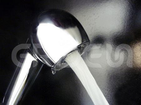 廚房檯面水槽噴槍