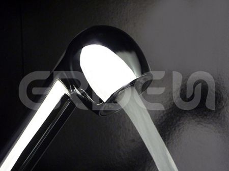 廚房水槽噴槍出水效果