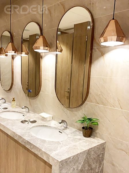 金邊框跑道型浴鏡