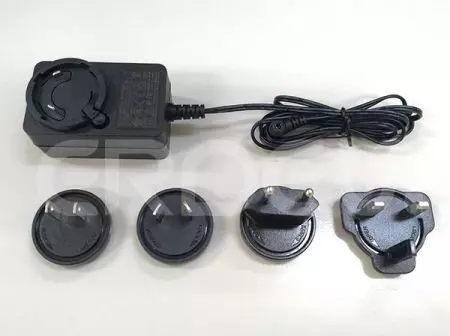 प्लग की आवश्यकता के अनुसार प्रदान किया गया