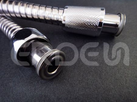 Tuyau à double verrouillage