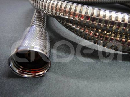 Tuyau en PVC argenté